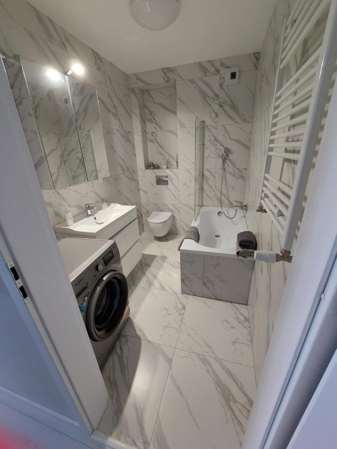 Oaza 2 Appartement Koszalin Buitenkant foto